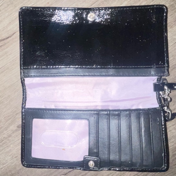 EUC coach cheetah print wristlet wallet - Picture 4 of 8